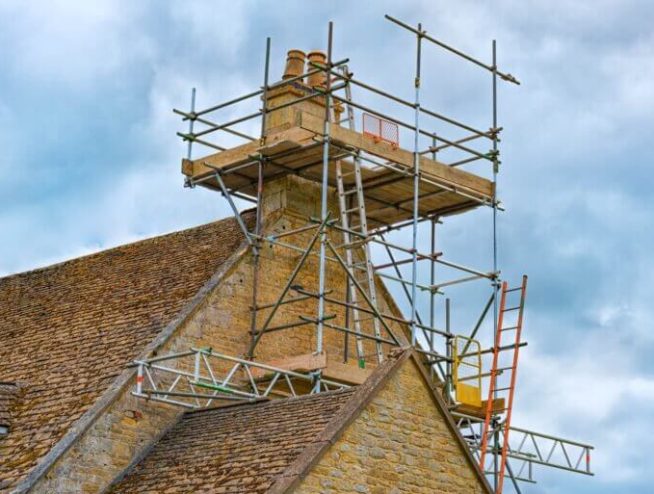 Scaffolding-chimney-repair